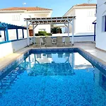 St Nicolaos Ekaterina 3 Bdrm Villa *