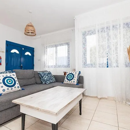 St Nicolaos Ekaterina 3 Bdrm וילה