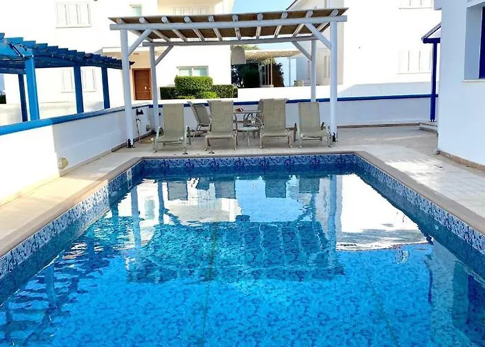 St Nicolaos Ekaterina 3 Bdrm Villa *