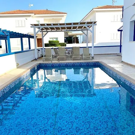 St Nicolaos Ekaterina 3 Bdrm Villa *